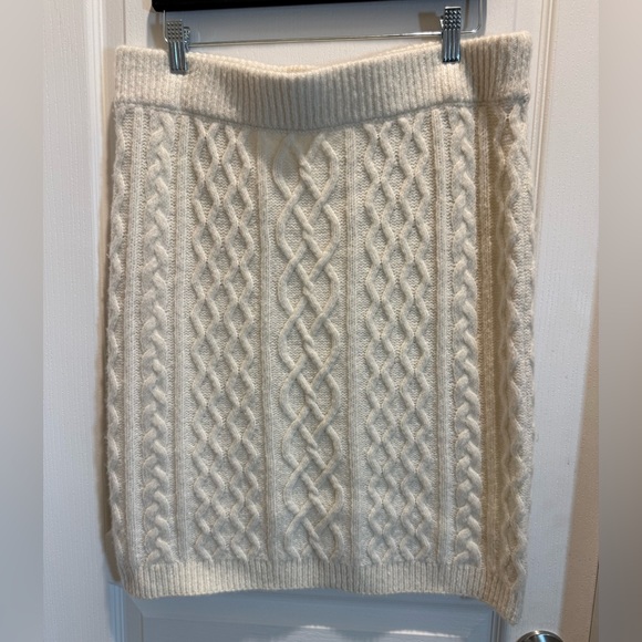 NEW Favorite Daughter Cream Cable Knit Pencil Skirt size XL - Picture 5 of 12